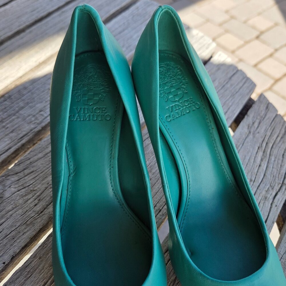Sz 8 NWOTs Vince Camuto "Savilla" Pointed-Toe Leather Pumps Seafoam Green - Picture 4 of 9